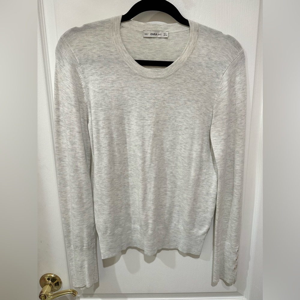 Zara Knit Gray Sweater w Gold Button Sleeves— Size L